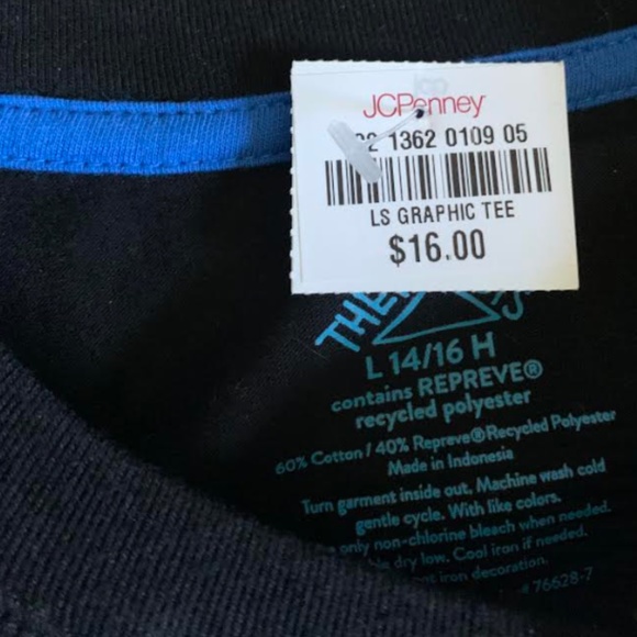 🆕 Neon Wolf Graphic Tee - Picture 10 of 14